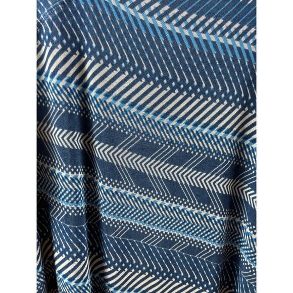 Chico's Travelers Classic Slinky Knit Acetate Sky Weaves Asymmetrical Top 3 XL - Picture 7 of 13
